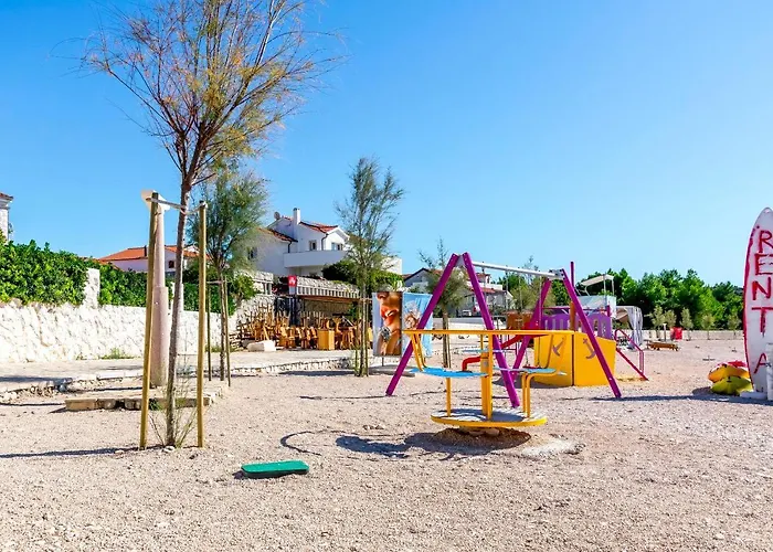 Vukic * 罗戈兹尼察